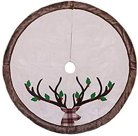 Valery Madelyn Pre-Lit Woodland Christmas Wreath